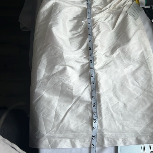 NWT Alfred Sung Size:2 Color: Ivory satin feel - Picture 11 of 14